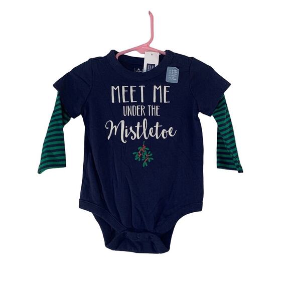 GAP Boy’s NWT “Meet Me Under The Mistletoe” Holiday One Piece / Size: 6-12 Mos - Picture 1 of 9
